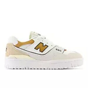 New Balance 550 in Cream and Gold